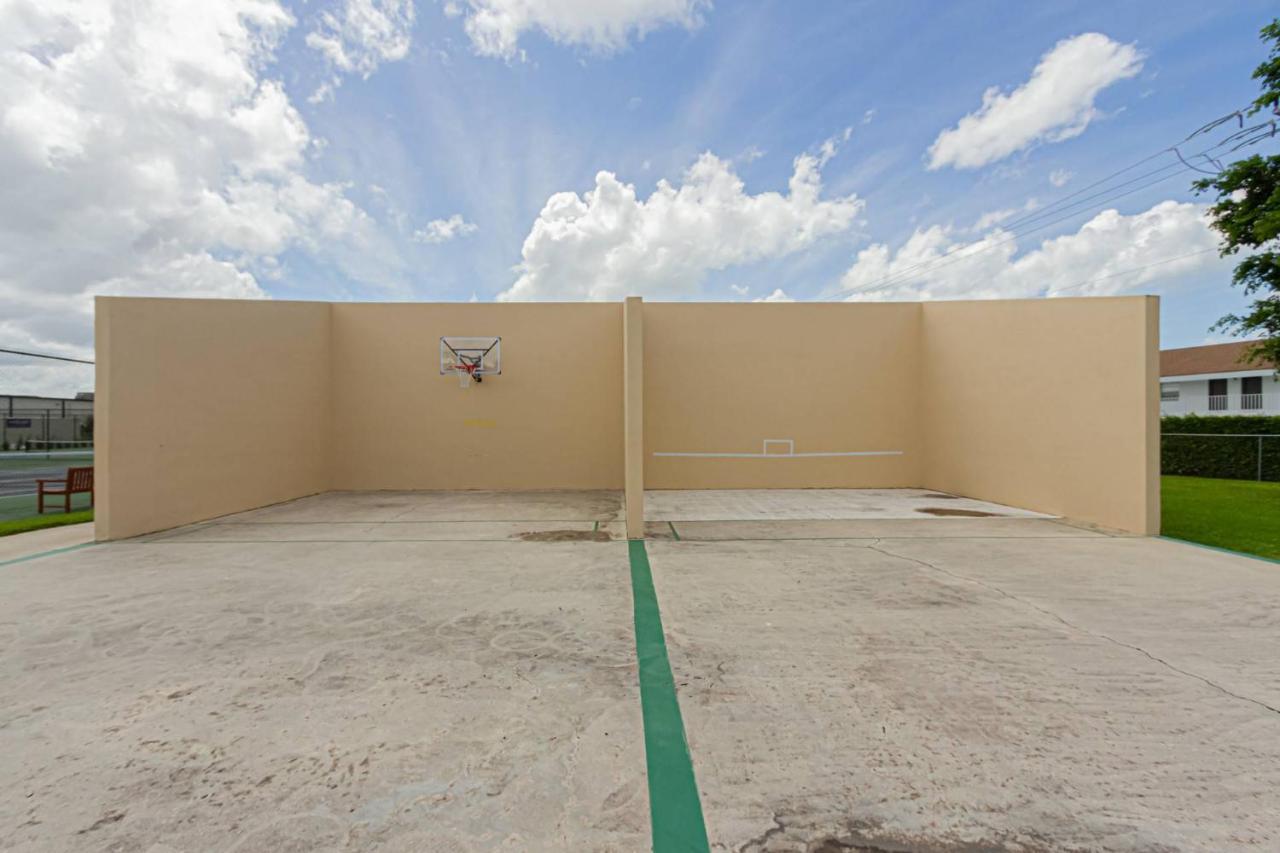 Park Shore Resort, 1St Floor, Bldg. B Naples Exterior photo